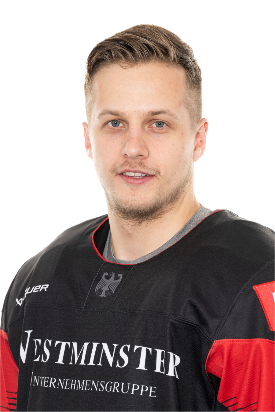 Hintergrund von „cp-d2-DEB-Portrait23-010“ entfernt