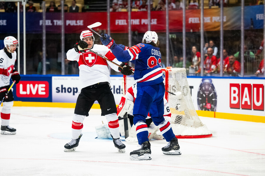 cp-d2-WM-USA-SUI25-025