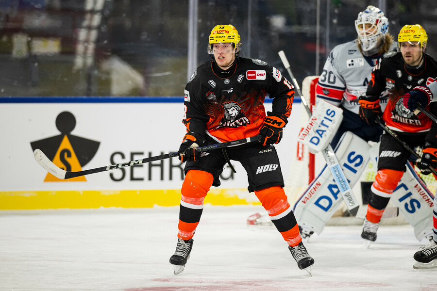 cp-d1-FRAvMAN-DEL_WG25-620