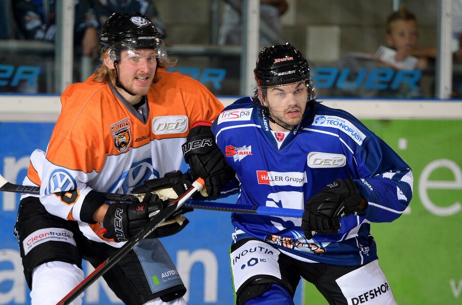 Straubing Tigers gegen Grizzlys Wolfsburg - Gäuboden Cup
