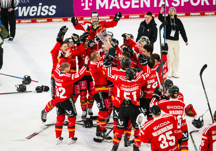 cp-M-GER-SVK-DCup25-333k