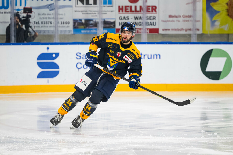 cp-SP15-LAU-CRI25-049k