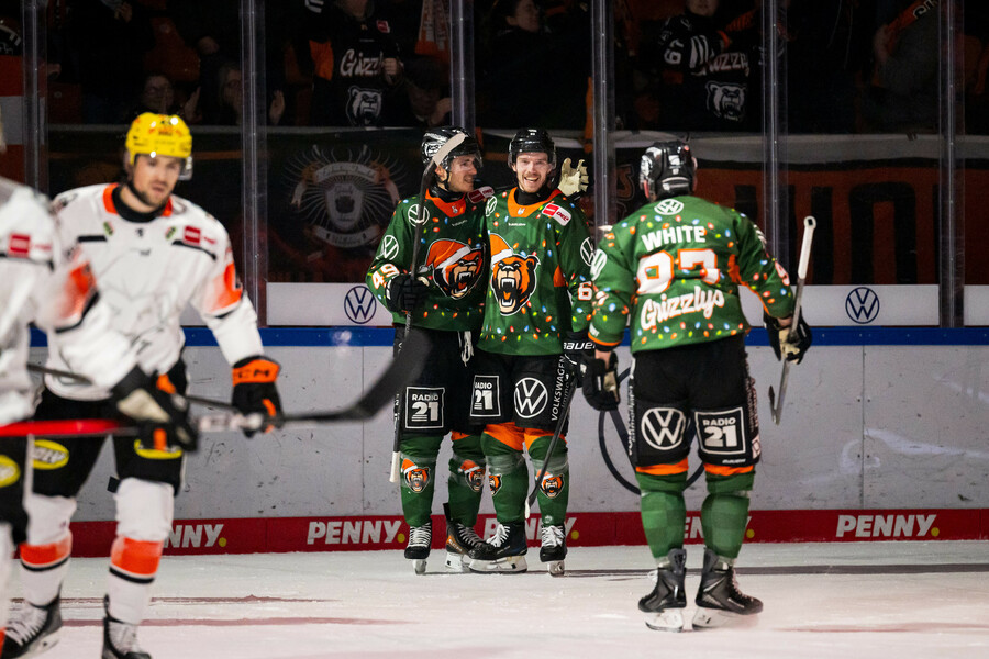 cp-SP25-WOB-FRA25-149k